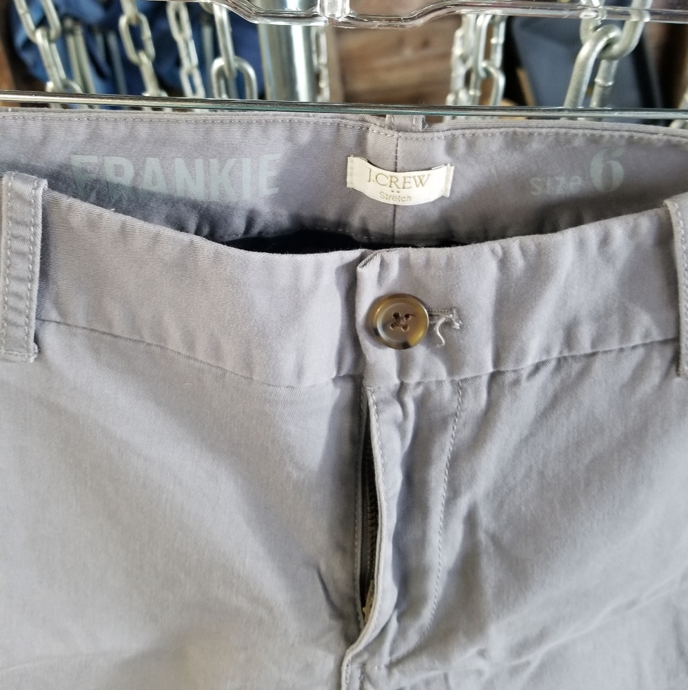 Gray capris (nice)